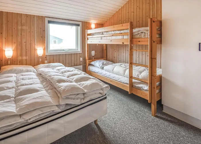 Holiday home Lovely In With Wifi